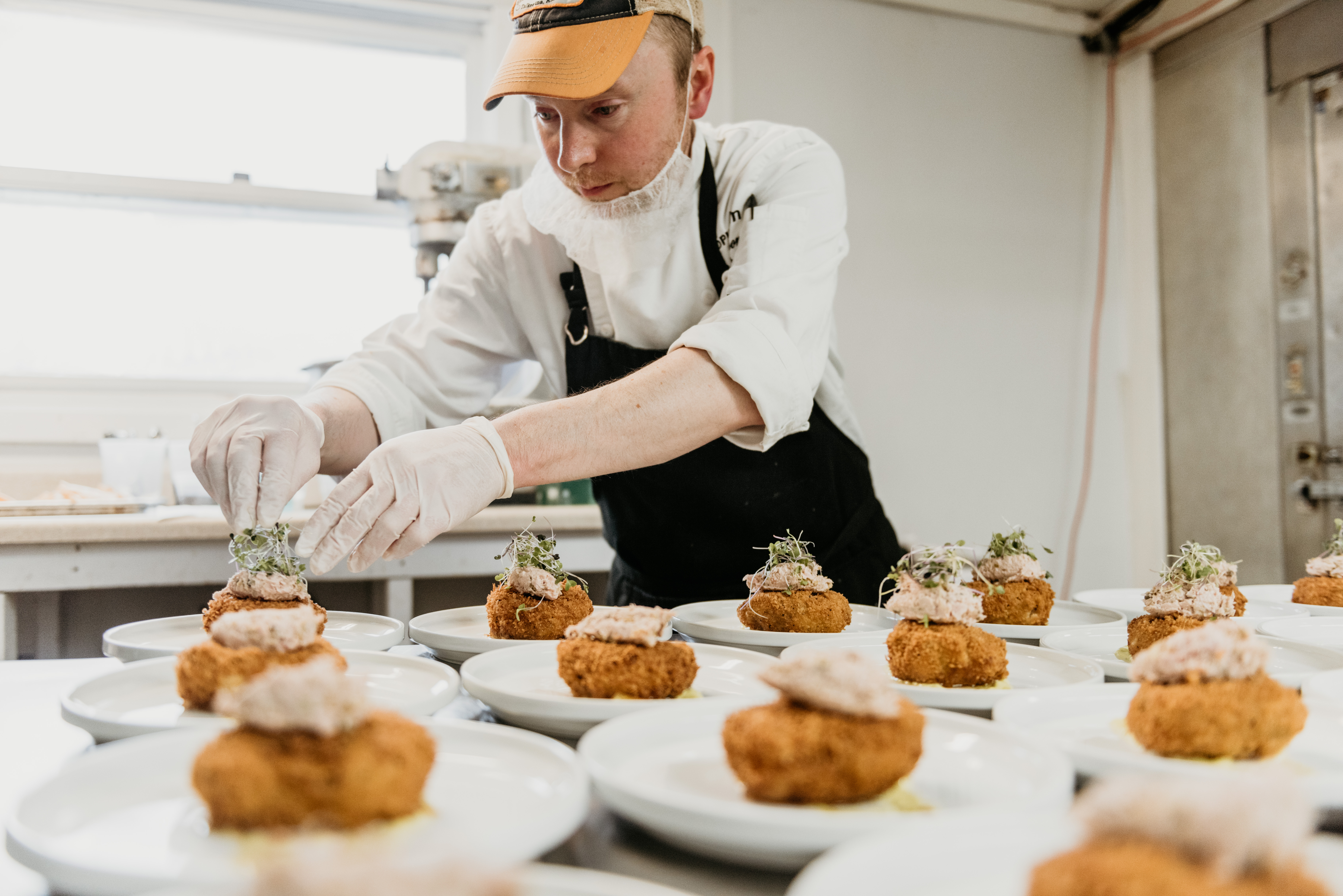 The Story of the Good Earth: Hoosier Restaurant Grows in Style