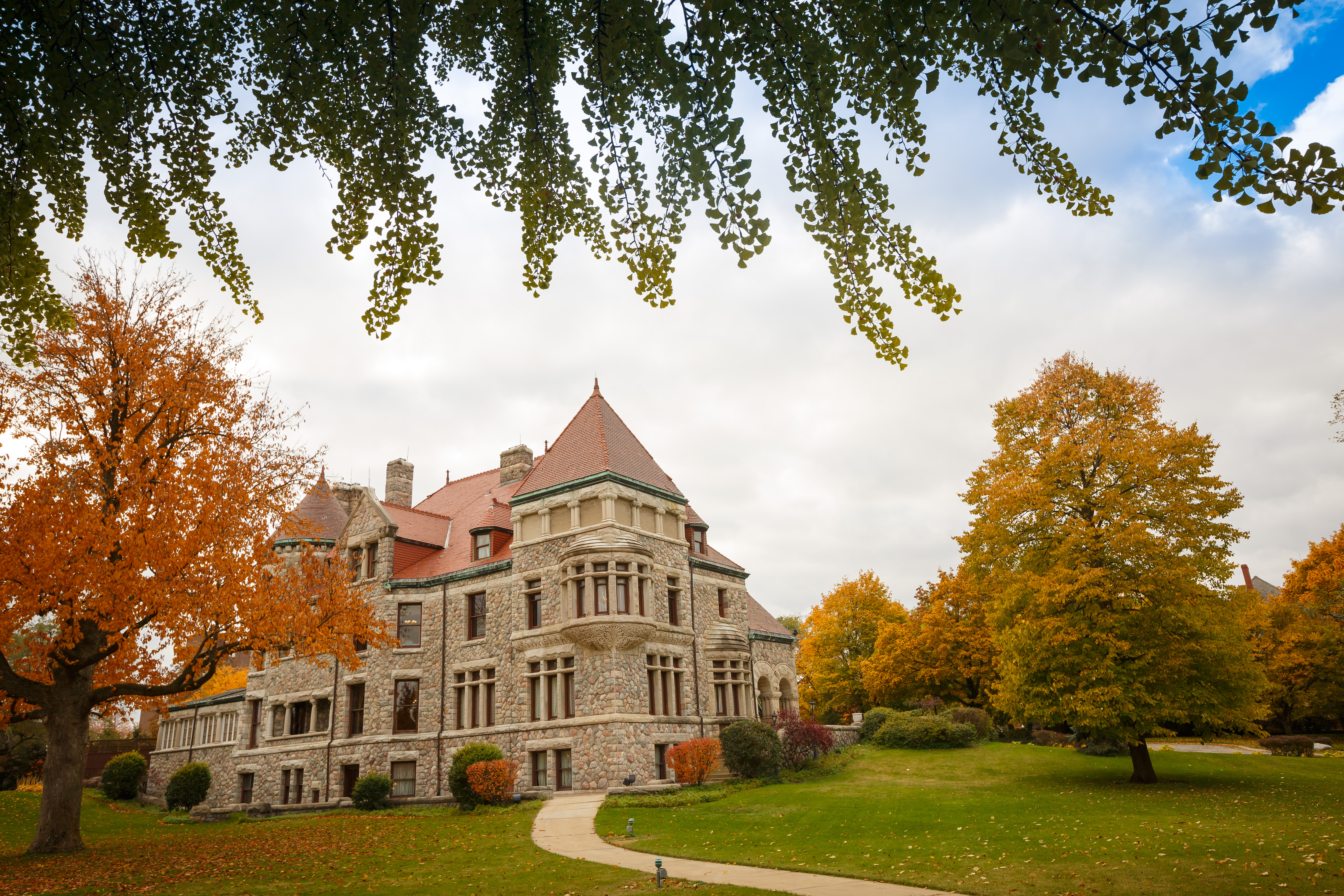 South Bend’s Magnificent Tippecanoe Place