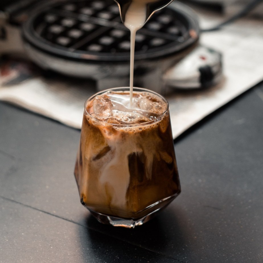 Upright Oatmilk: The New Expert-Approved Milk Alternative That Is Just As Nutritious As Dairy