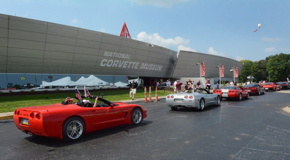 A Unique Alternative to the Kentucky Derby: National Corvette Museum’s Horsepower Experience