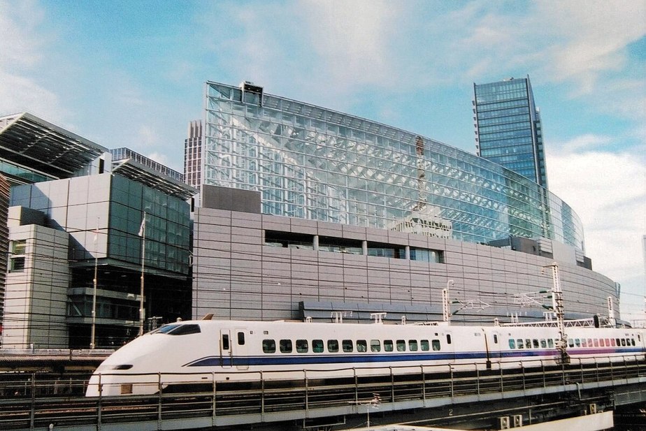 Zicasso Unveils 10-Day Rail Cruise Celebrating 60 Years of Japan’s Shinkansen Bullet Train