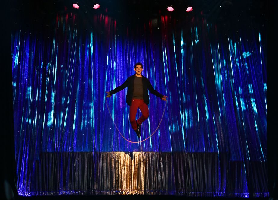 Xavier Mortimer Mesmerizes Chicago with Magic