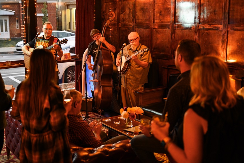 Fan-favorite Bluegrass series adds extra weekends of free live music